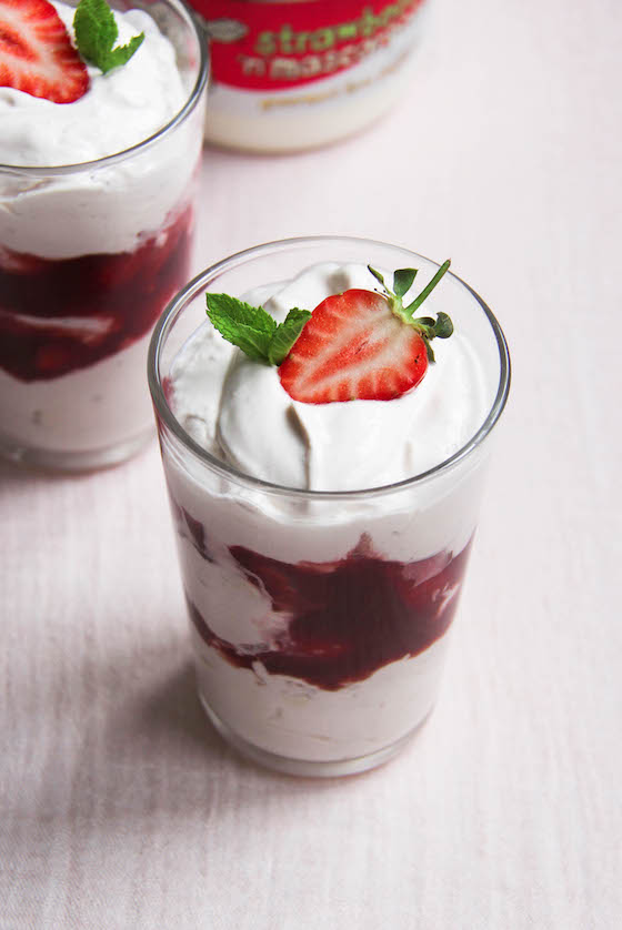 strawberry and mascarpone yoghurt eton mess